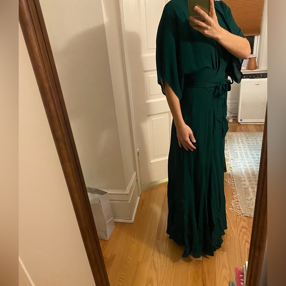 Reformation Winslow dress in Emerald (new) - Picture 2 of 7